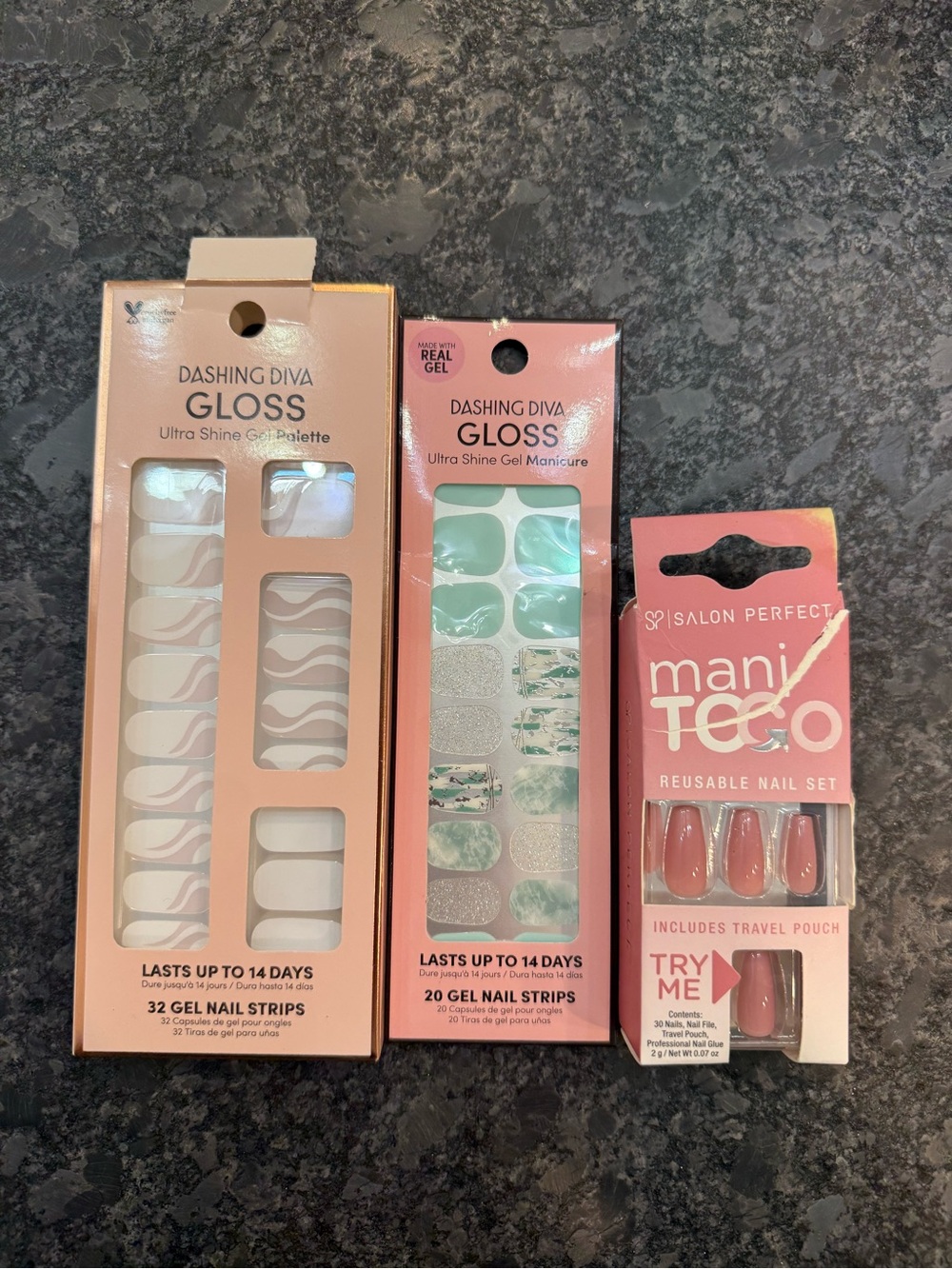 NAIL SET LOT - Dashing Diva & Salon Perfect Nail Sets